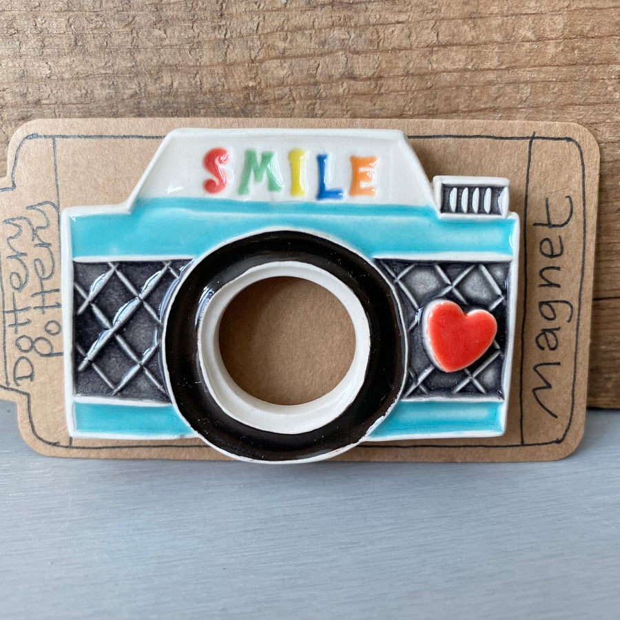Ceramic camera magnet open lens turquoise 