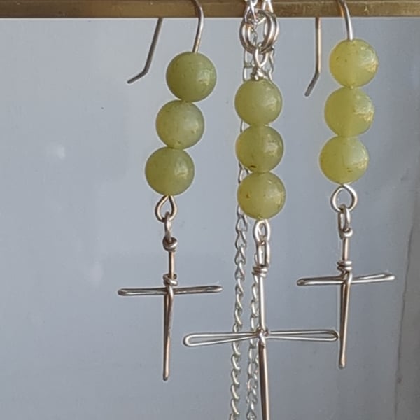 Jade bead sterling silver cross set earrings and pendant 