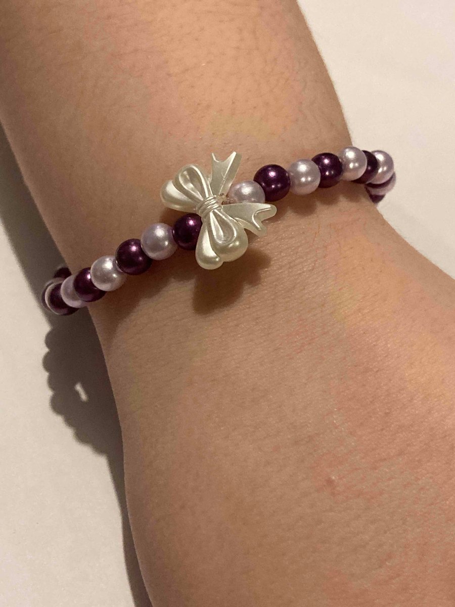 Purple bow bracelet 