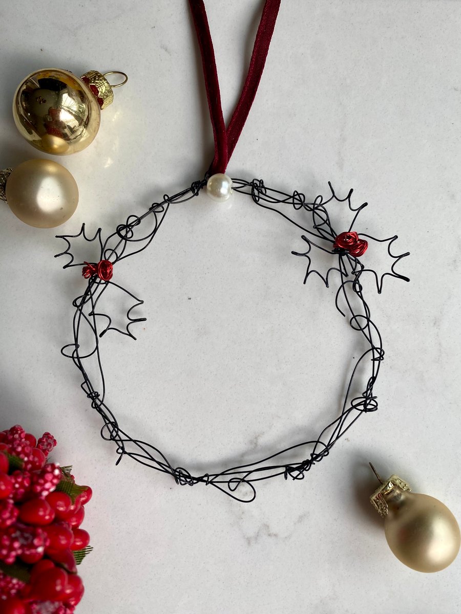 Christmas Wire Micro Wreath