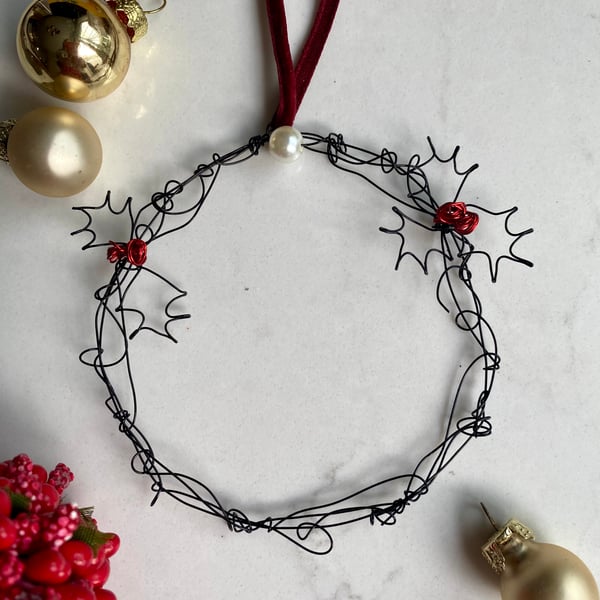 Christmas Wire Micro Wreath