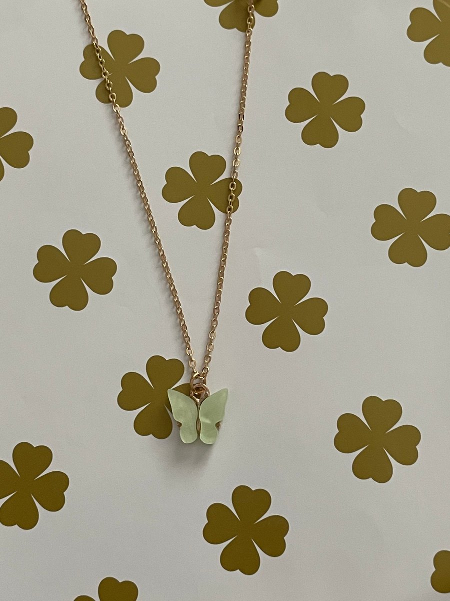 Mausie - mint green acrylic butterfly earrings 