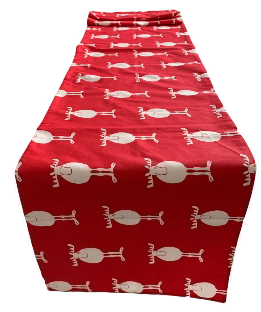 Christmas Stag Table Runner 1.50 x 30cm Gift Idea