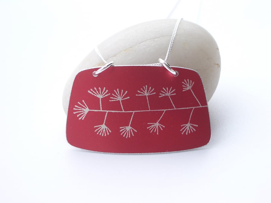 Red leaf rectangular pendant 