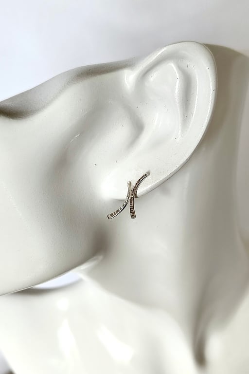 Sterling Silver Hammered Kiss Stud Earrings