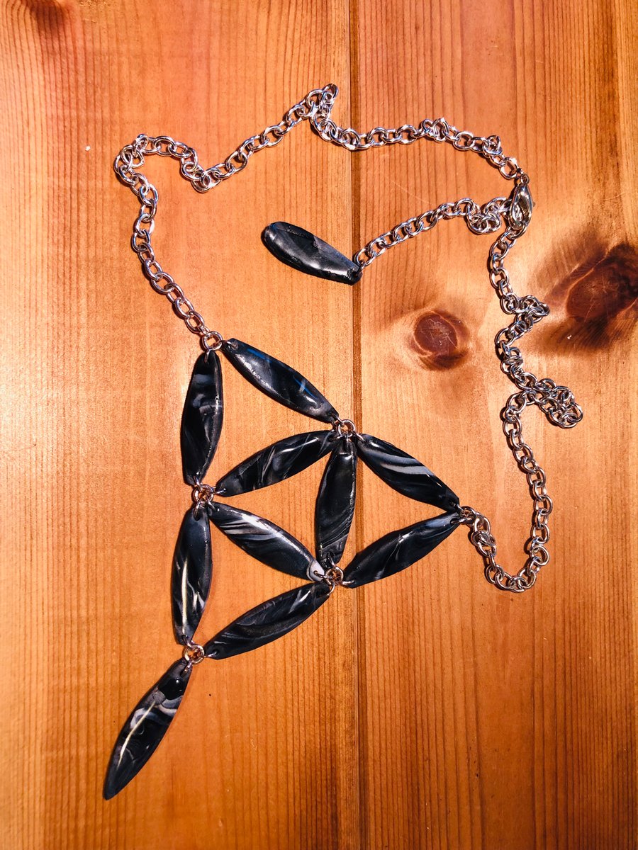 Black shards necklace