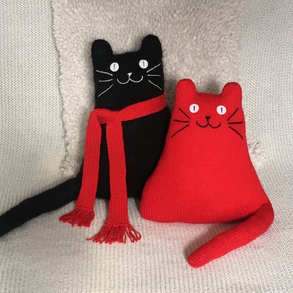 Red cat hand knitted  doll - folksy Christmas 2026