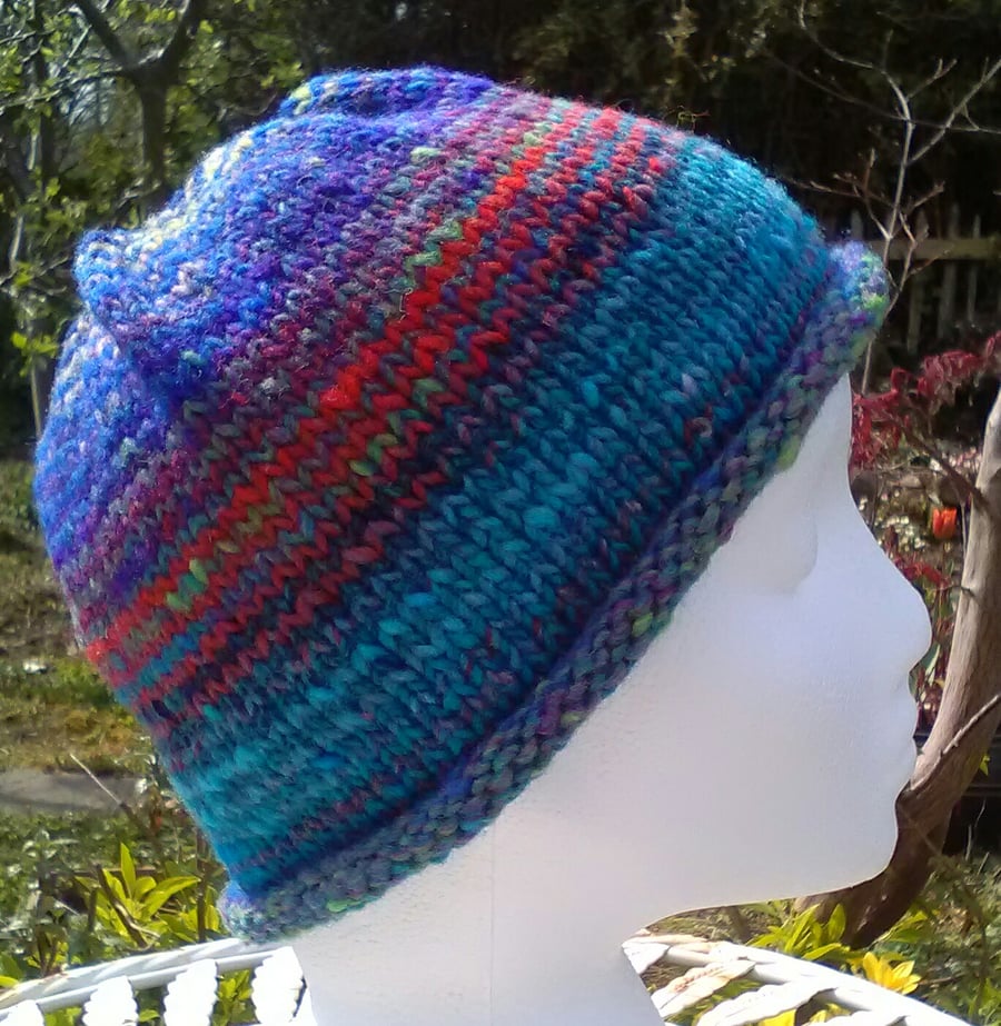 Handknit NORO Roll up Beanie Hat 100% wool Stripey Blues & Reds MED