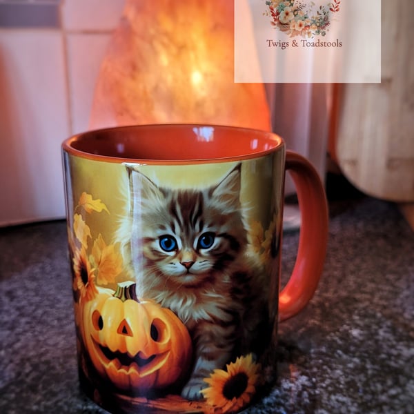 Autumn tabby mug 