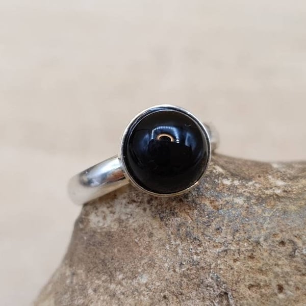 Minimalist Black Onyx ring. Adjustable 925 sterling silver rings for women