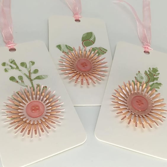 Floral gift tags - peachy pink with buttons