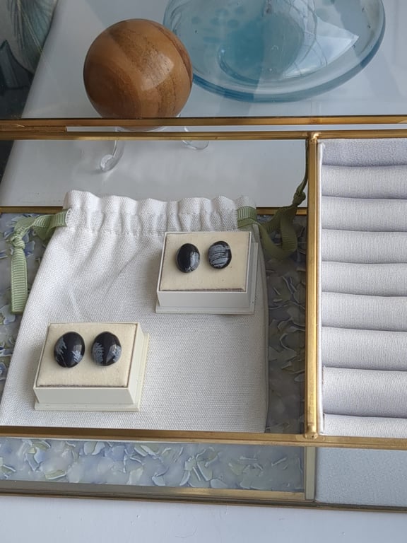 Apache tears cabochon stud earrings 