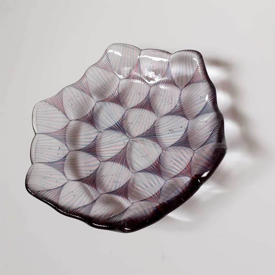 Fused glass hexagonal dish, geometric fans