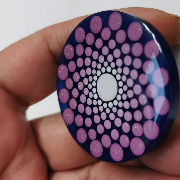 Hand painted Dot Mandala phone grip shades of Lilac