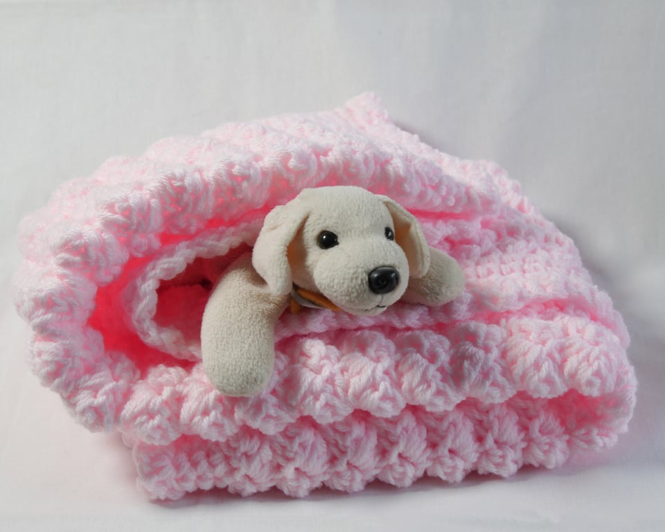 Pink and White Crochet Baby blanket