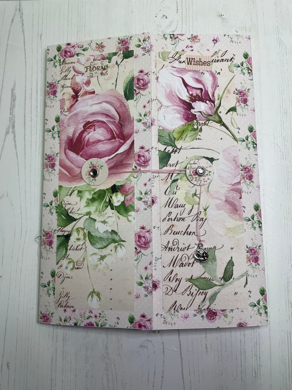 Ephemera - Tag Folio with pockets by Carolee Crafts PB8 - 0023