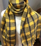 Hand woven wool scarf - Image 4