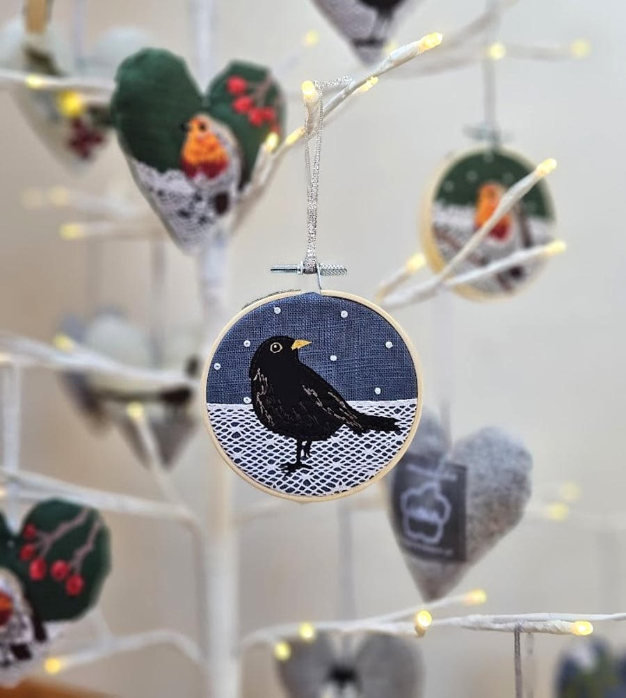 Handmade fabric mini hoop decoration, Christmas, Blackbird, hanging decoration