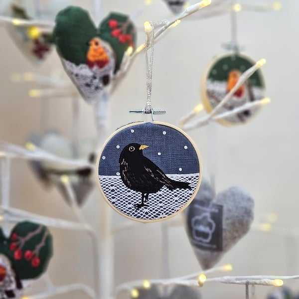 Handmade fabric mini hoop decoration, Christmas, Blackbird, hanging decoration