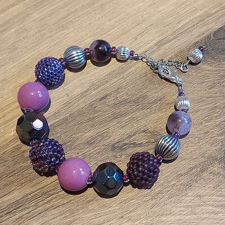 Berry Bracelet with Hand-beaded Beads