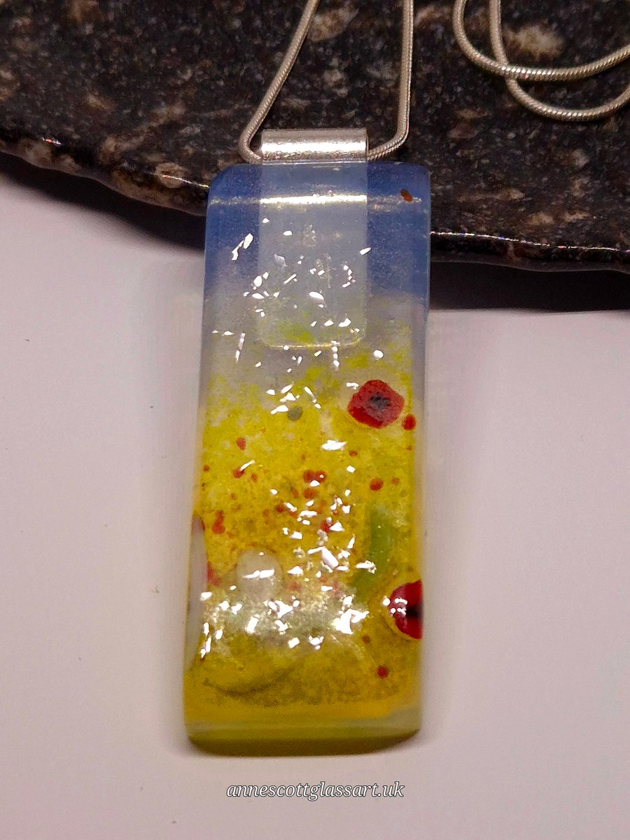 Handmade Fused Opaline Glass Pendant Necklace Poppy-field (A)