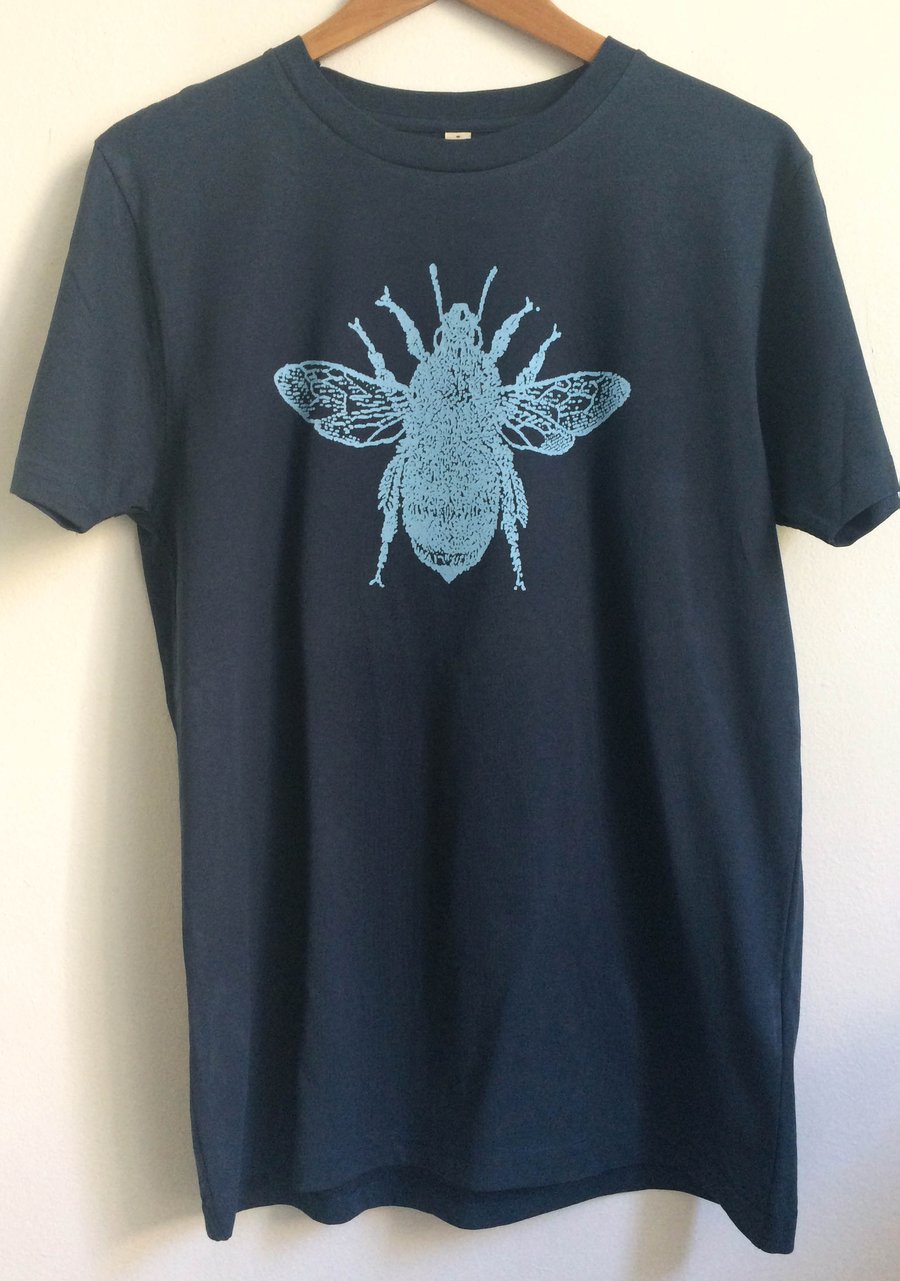 Bee Mens Unisex organic cotton T shirt  denim blue 