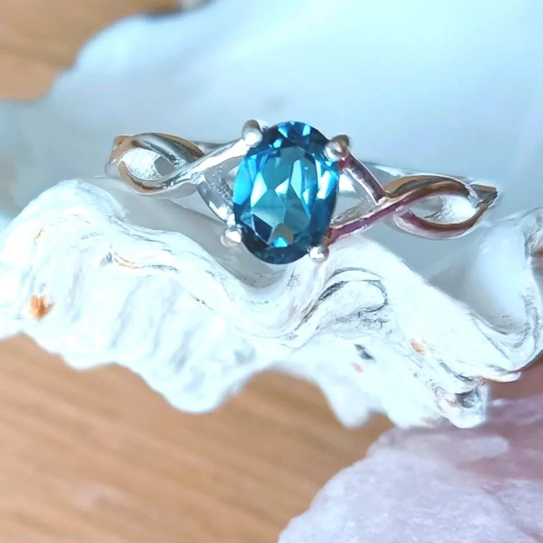 Sterling Silver & London Blue Topaz Oval Solitaire Cross Over Ring Size P to Q