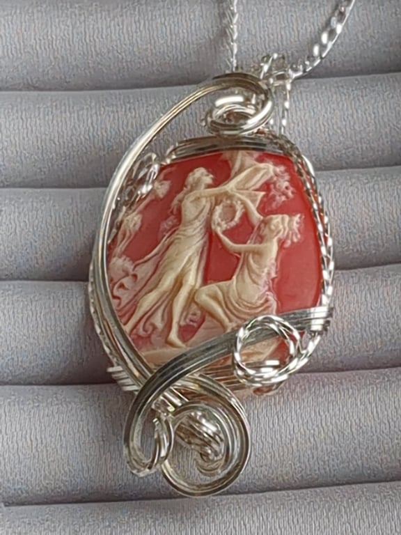 Resin cameo in Sterling silver pendant 