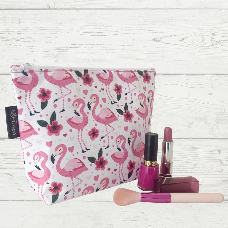 Makeup bag flamingos and flowers