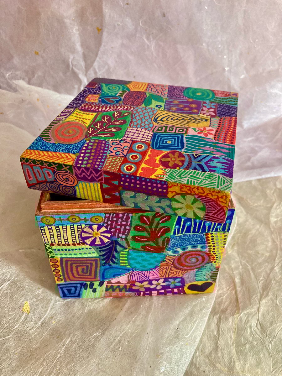 Hand painted abstract doodle box