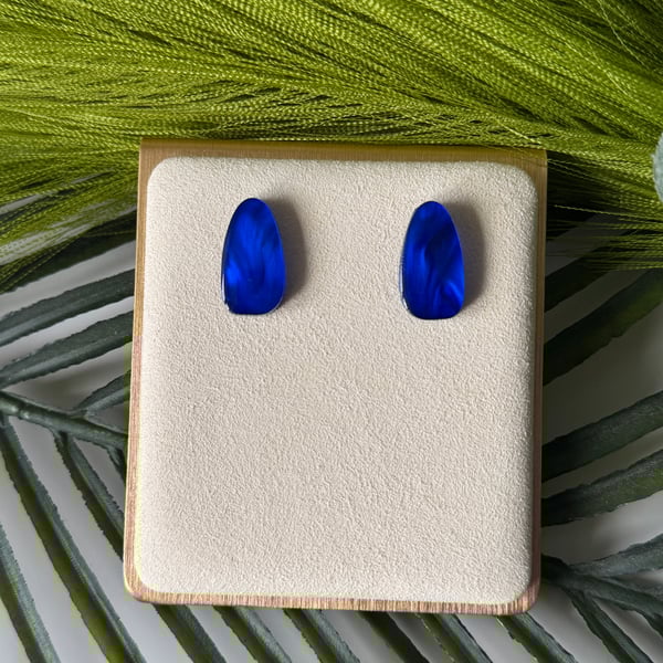 Organic Oval Studs - Blue Lagoon (small)