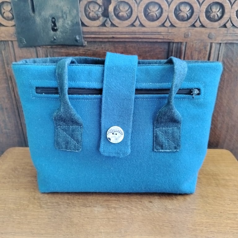 Woollen  occasional  bag in blue