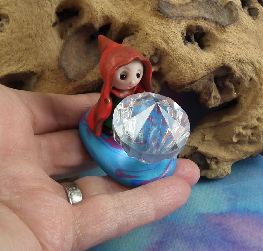 Tiny Magical Gnome 'Dazzle' with crystal scrying prism OOAK Sculpt