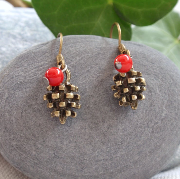 Pine Cone Christmas Jewellery Set - Folksy