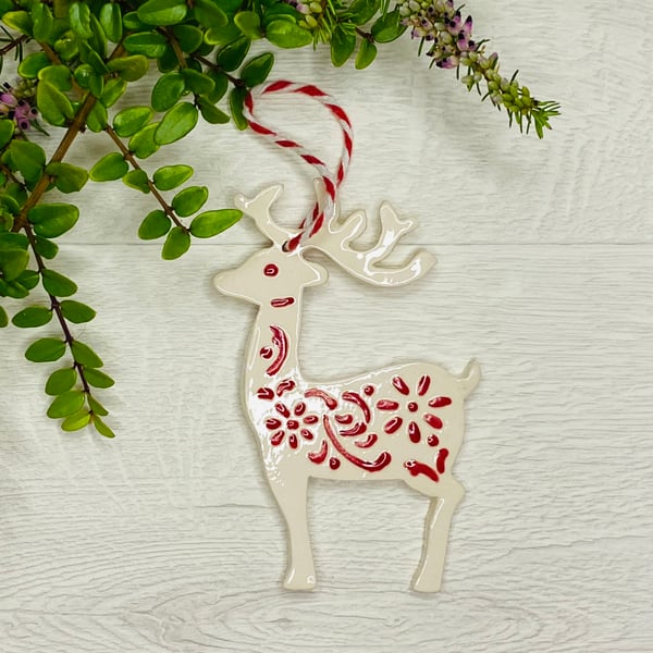 Ceramic deer decoration