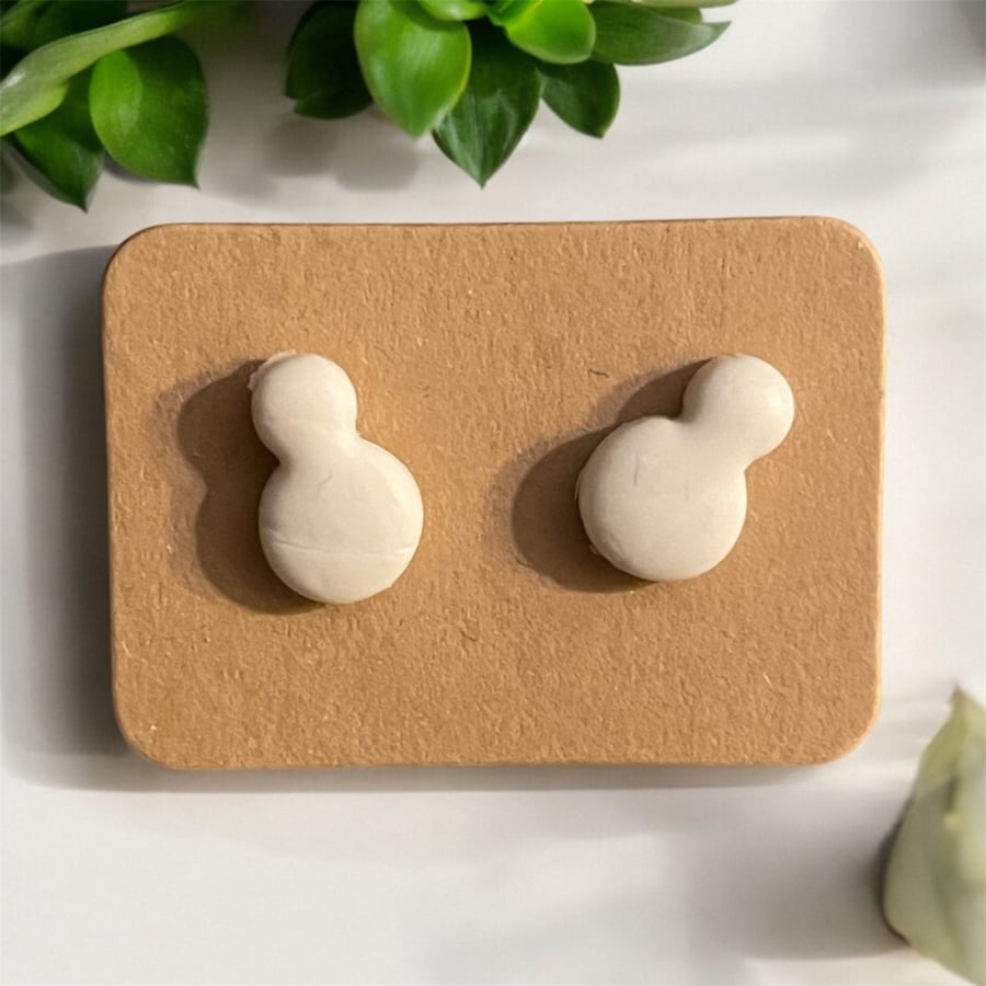 Handmade polymer clay snowman stud earrings 