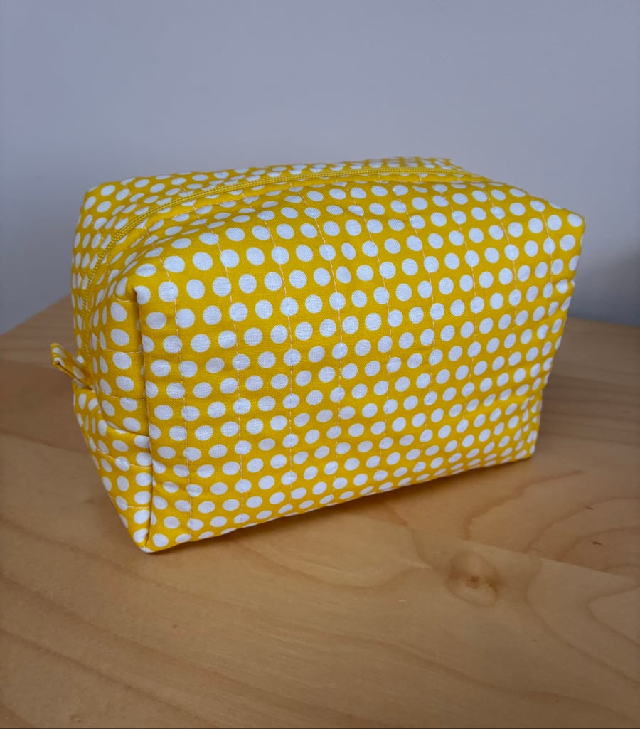 Yellow and White Spot Fabric Quilted Makeup Bag