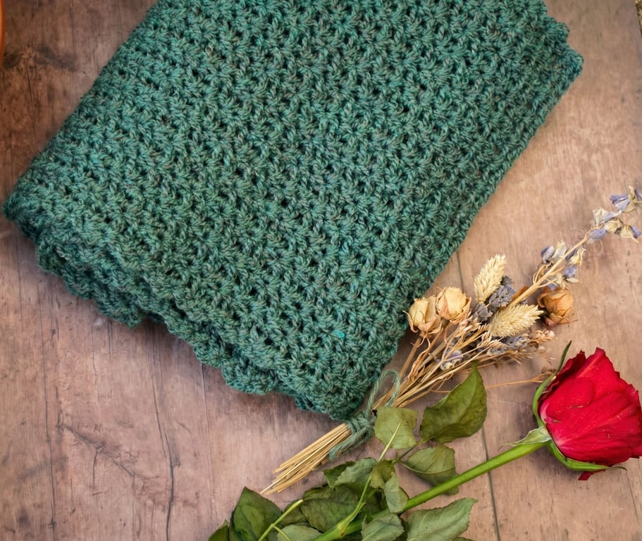 Tweed-effect Crocheted Scarf - Indoor Scarf - Beautiful textured crocheted scarf