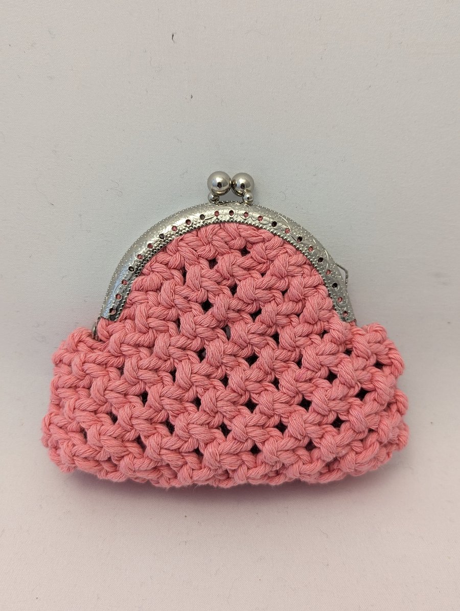 Small macrame coin purse - light pink