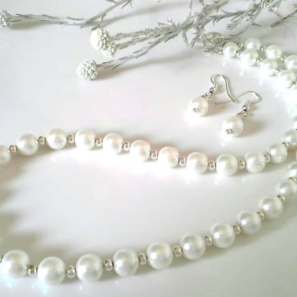 Ivory White Shell Pearl Necklace & Earrings Set