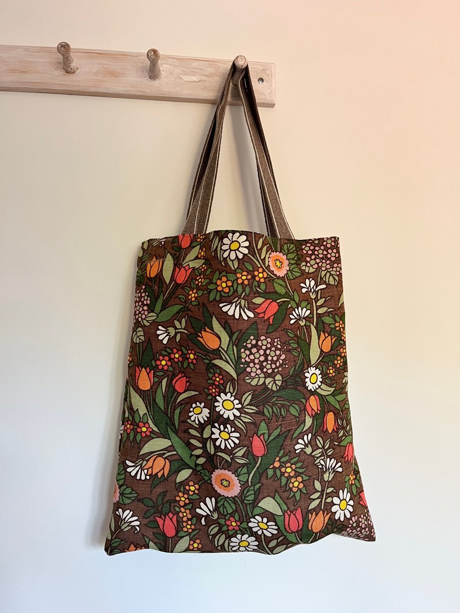Women Retro Floral Spliced Linen Shoulder Bag