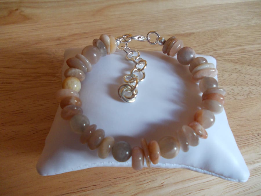 Sunstone and Peach moonstone bracelet