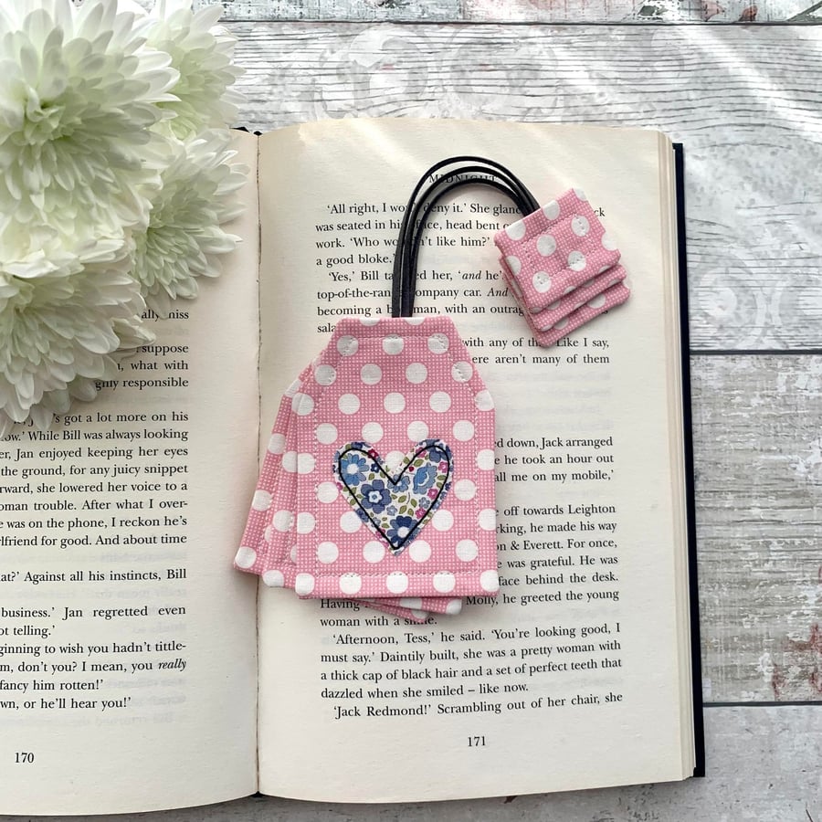 Tea bag bookmark