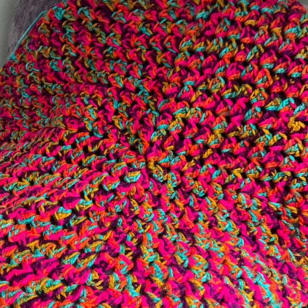 Small Crochet Blanket in Bright Psychedelic Cerise Pink Colours, Knee Warmer 