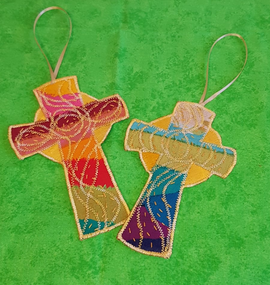 Sari silk Celtic Cross