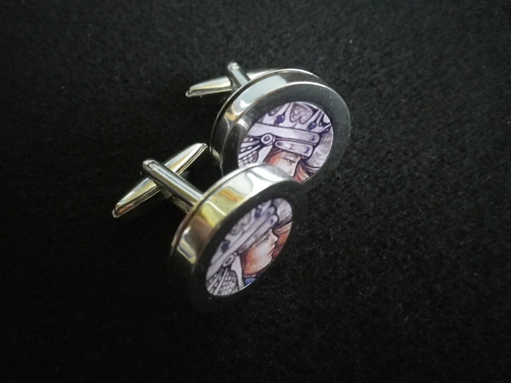 Warrior Queen cuff links, free shipping, gift wrapped, dramatic image, Ref 1234