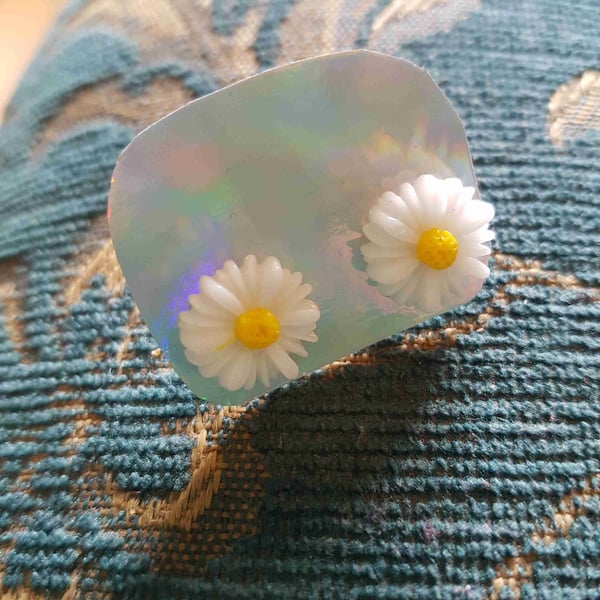 Handcrafted Daisy earings 