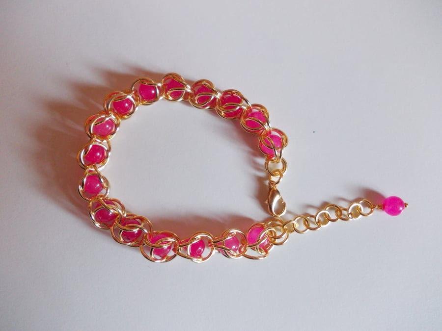 Shocking pink quartz captured bead chainmaille bracelet