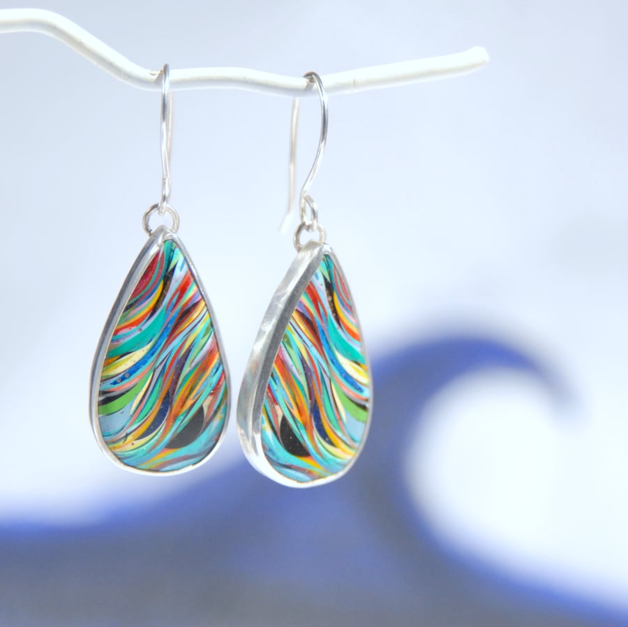 Puerto Rican surfite earrings - turquoise with black dot