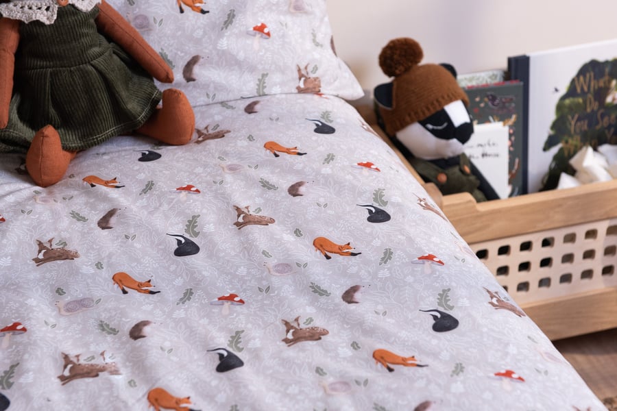 100% Cotton Percale Kid's Bedding Set - Woodland. High Thread Count